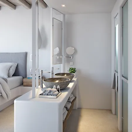 Adel Private Hotel 4*