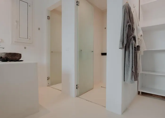 Hotel Adel Private 4*