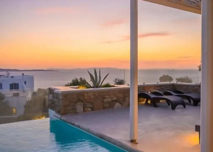 Adel Private Hotel 4*