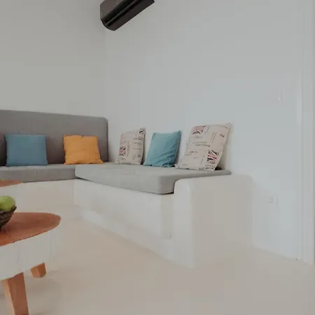 Отель Adel Private