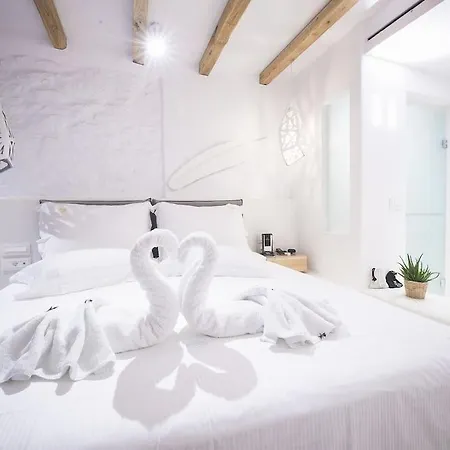 Adel Private Otel 4*
