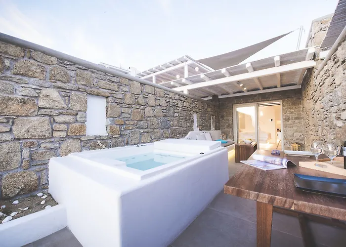 Adel Private 4* Mykonos Town